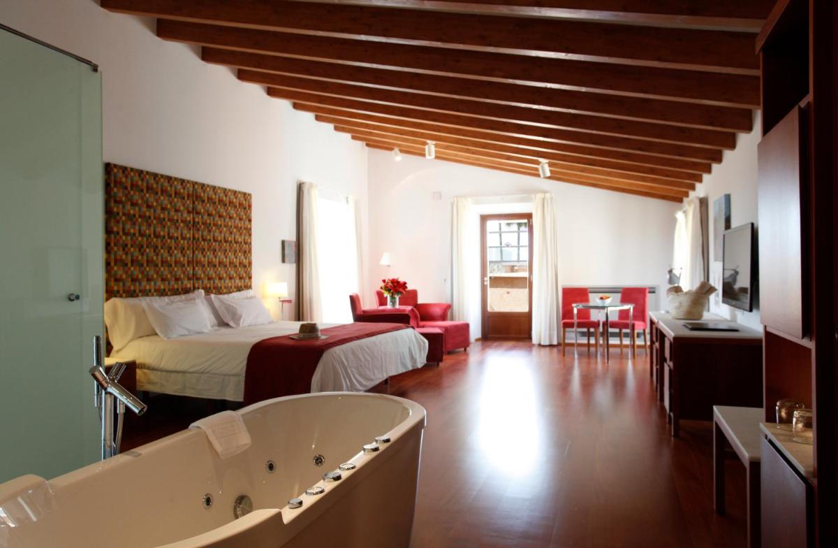 Cama o camas de una habitación en Sa Cabana Hotel & Spa - Adults Only