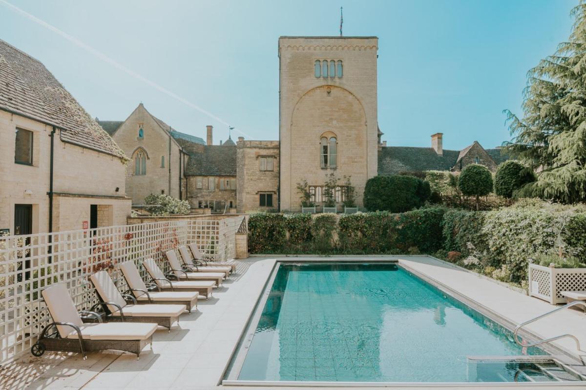 Ellenborough Park - Housity