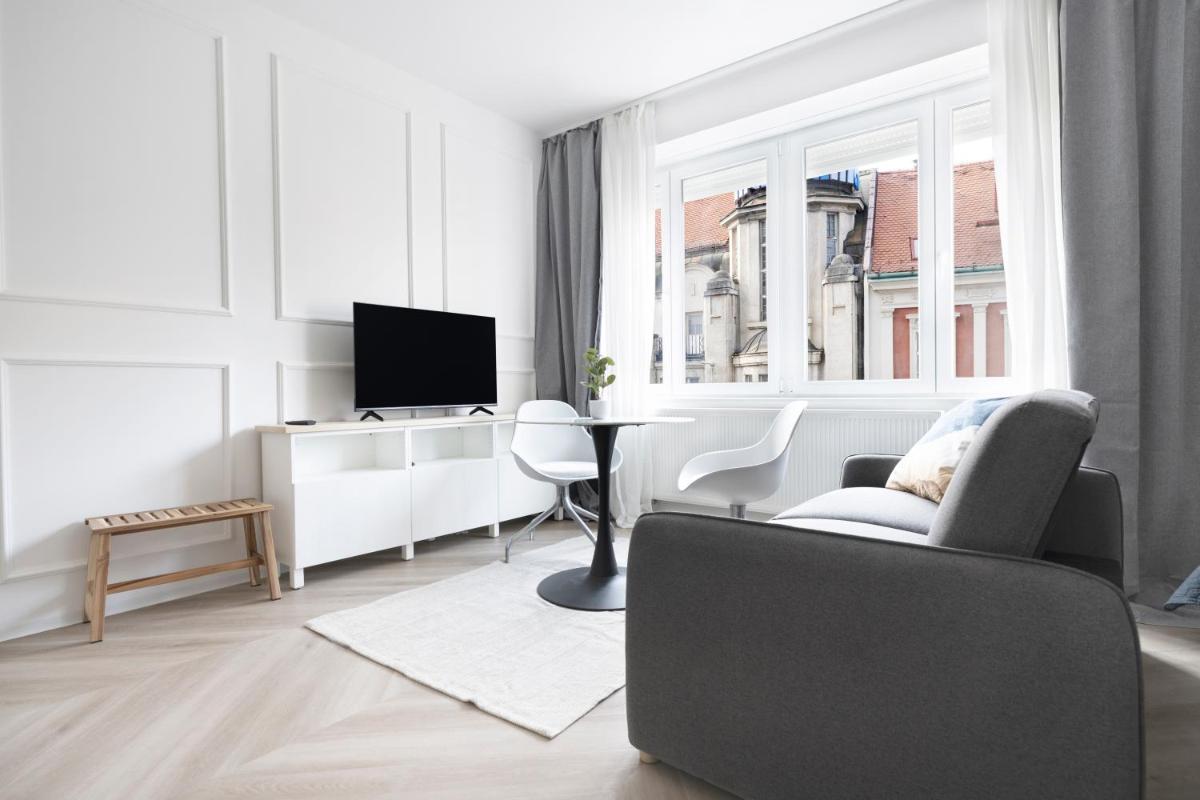 Z-One City Center Luxury Apartments - Housity