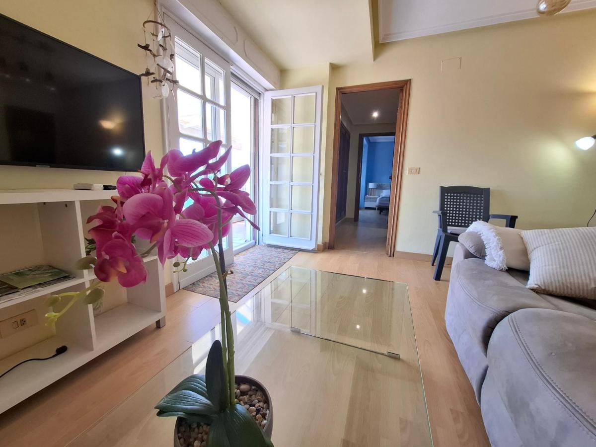 Apartamento con terraza en el casco historico - Hizvo