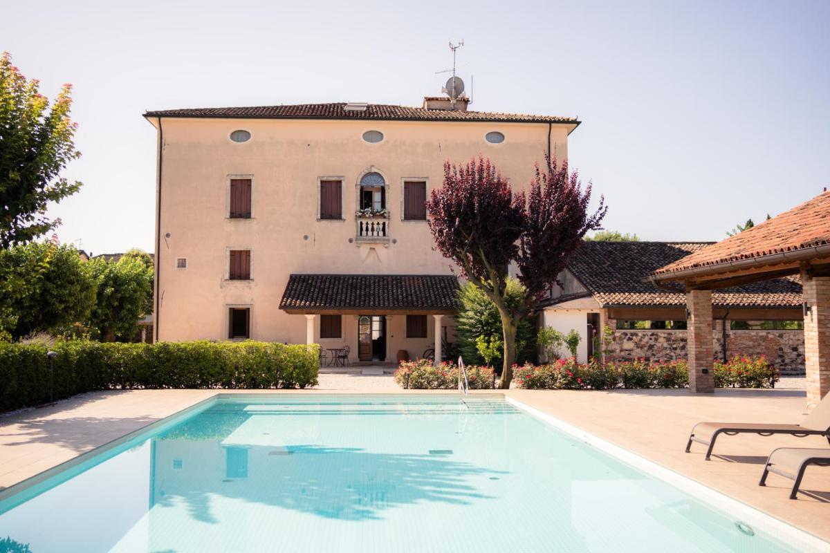 Villa Bongiovanni - Housity