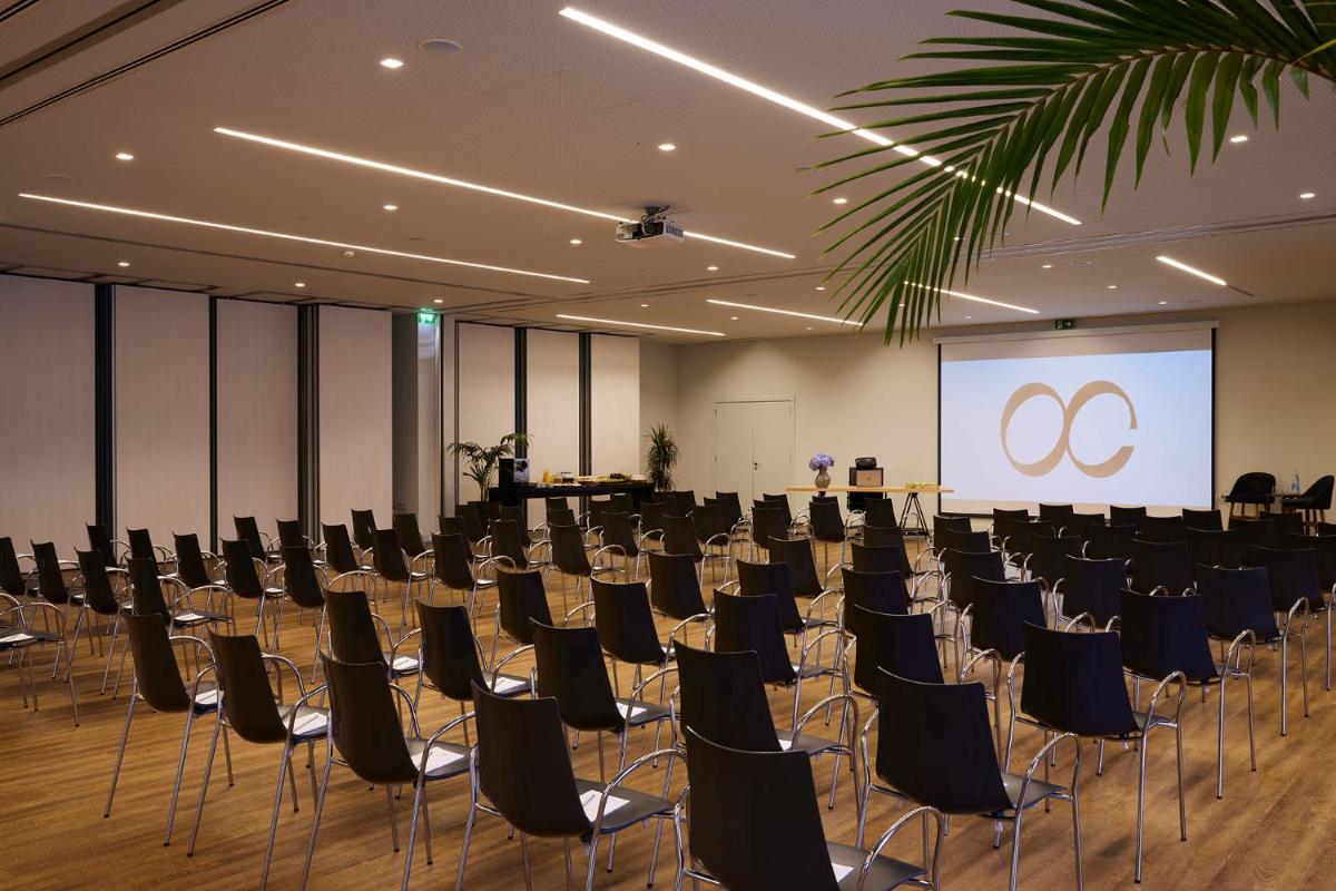 A área empresarial e/ ou a sala de conferências de Octant Ponta Delgada