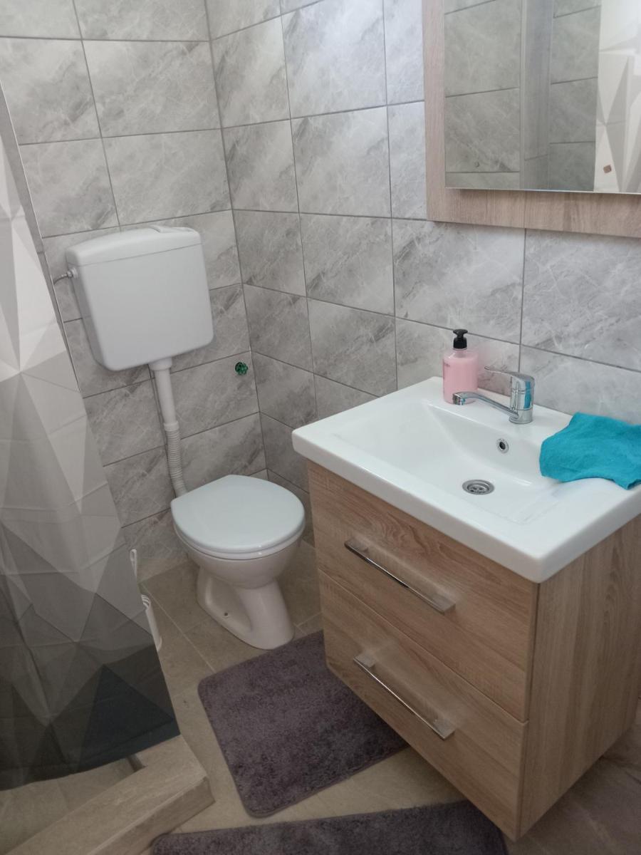 apartman Tomić - Housity