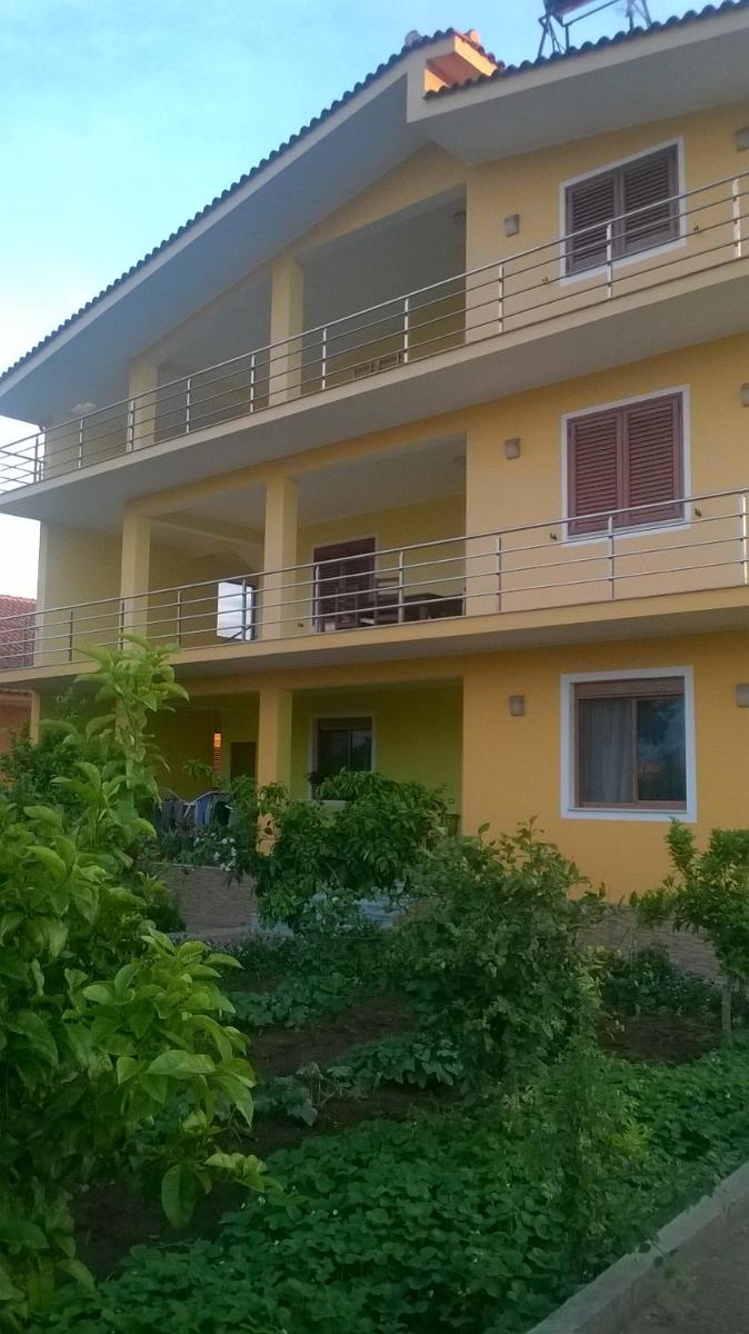 Guesthouse Fatos Biti - Housity