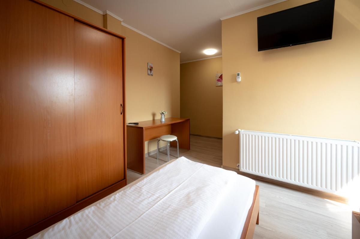 Guesthouse Režekov podrum - Housity