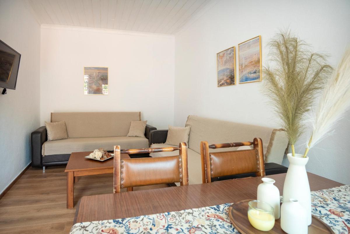 Filio's House - Housity