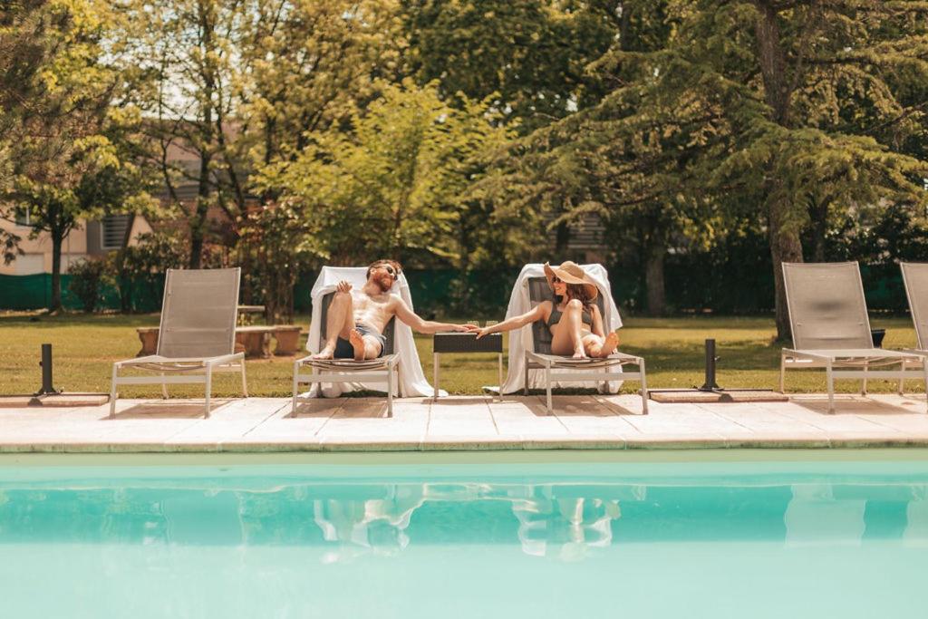 Clients de l'établissement Le Dracy Hôtel et Spa