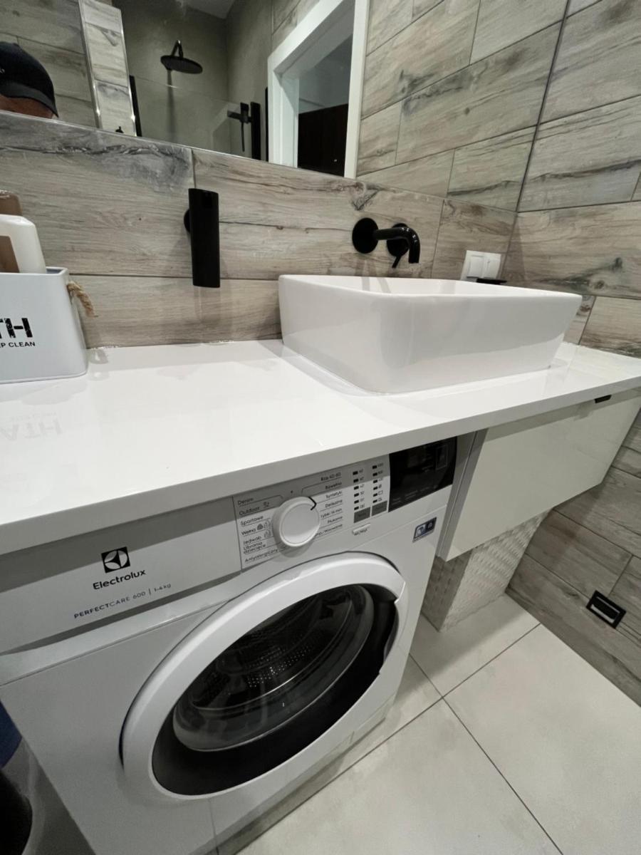Apartment 2-Rooms-Garage-Gym-TV-Wifi - Housity