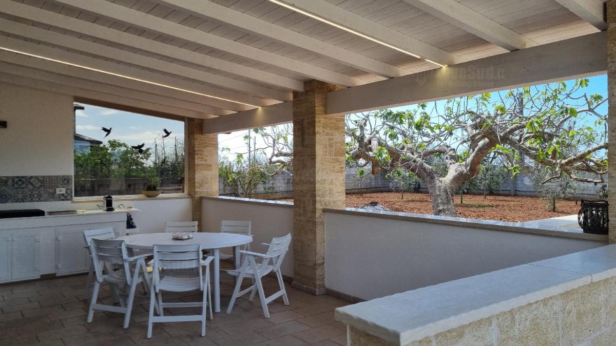 Pajara Lumare by LoveSud - Housity