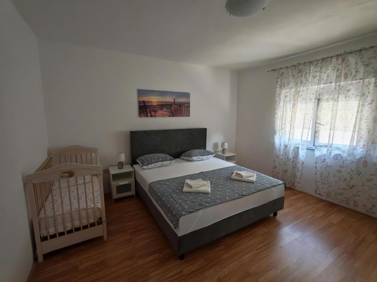 Holiday home LAURA - Housity