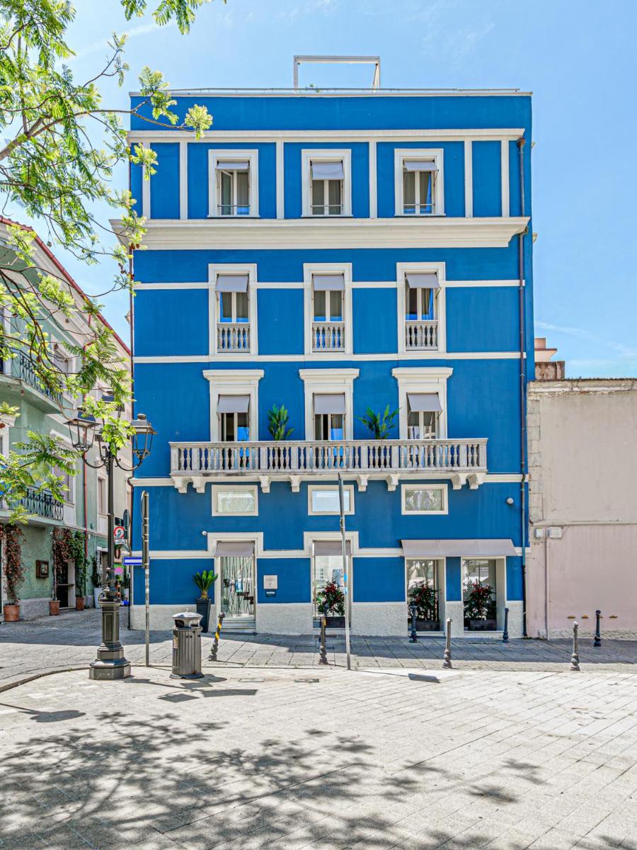 WALLURE - Tickled Hotel & Wellness - Housity