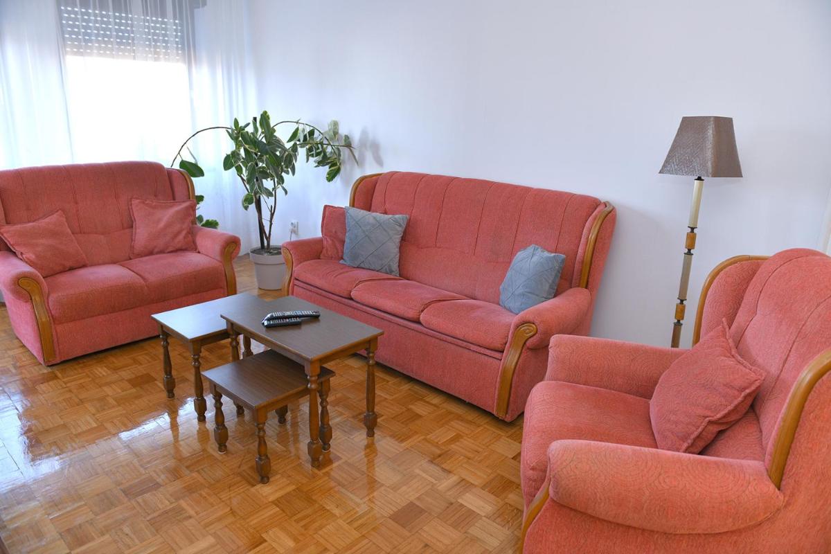 Apartman Karadjordjevo - Housity