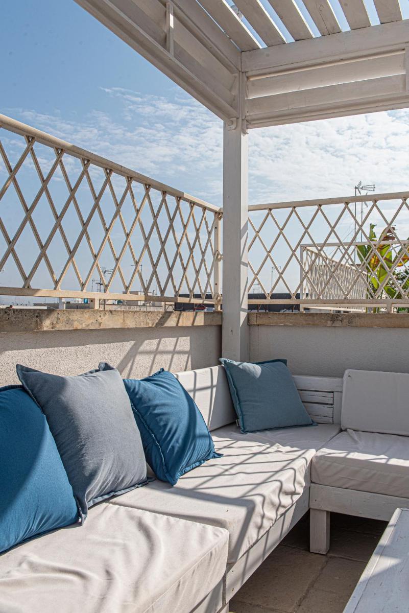 Le Bateau Bleu - Housity