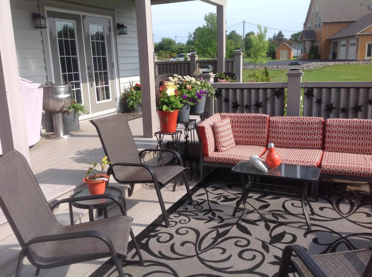 Casa Breeze B & B - Housity