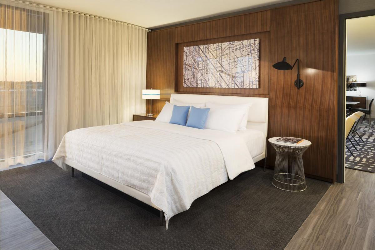 Le Méridien Chicago - Oakbrook Center - Housity