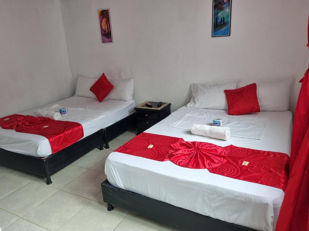 HOTEL ISMAEL de la VILLA - Housity