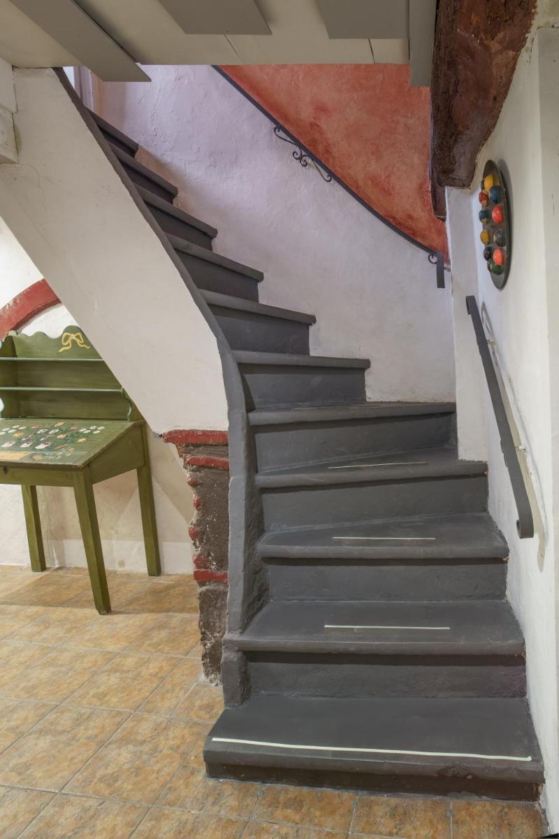 ZENSAN Meublé Maison de Village Le Boulou 66160 - Housity