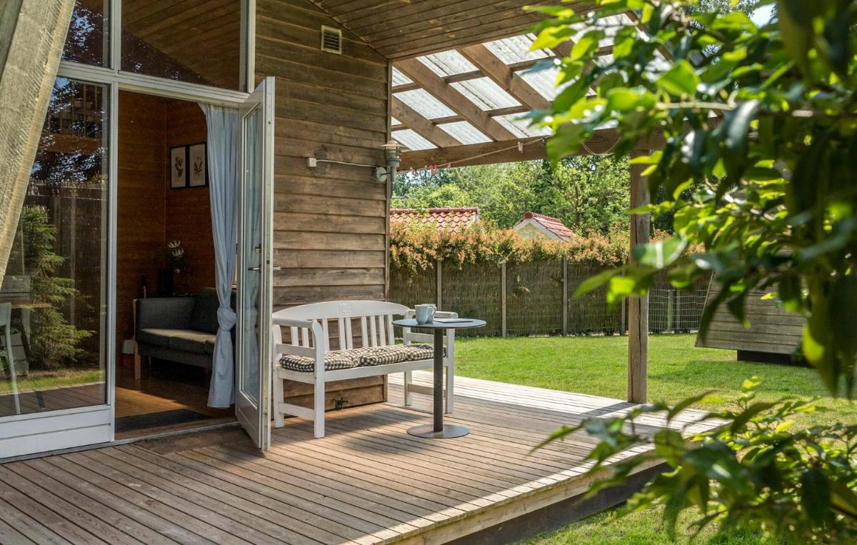 1 Bedroom Awesome Home In Væggerløse - Housity