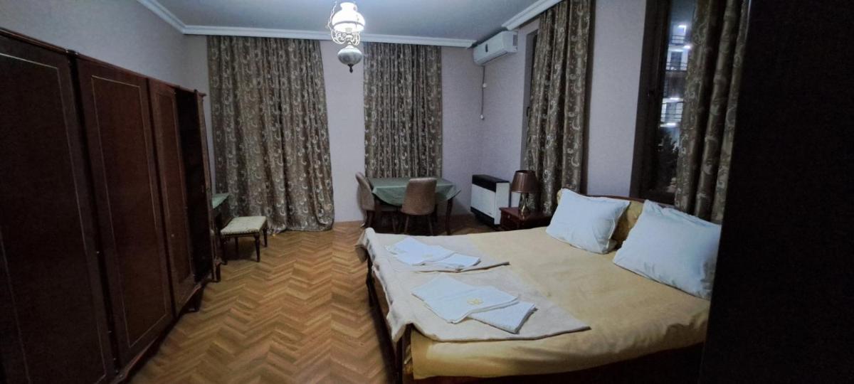 Sunny house Kobuleti - Housity