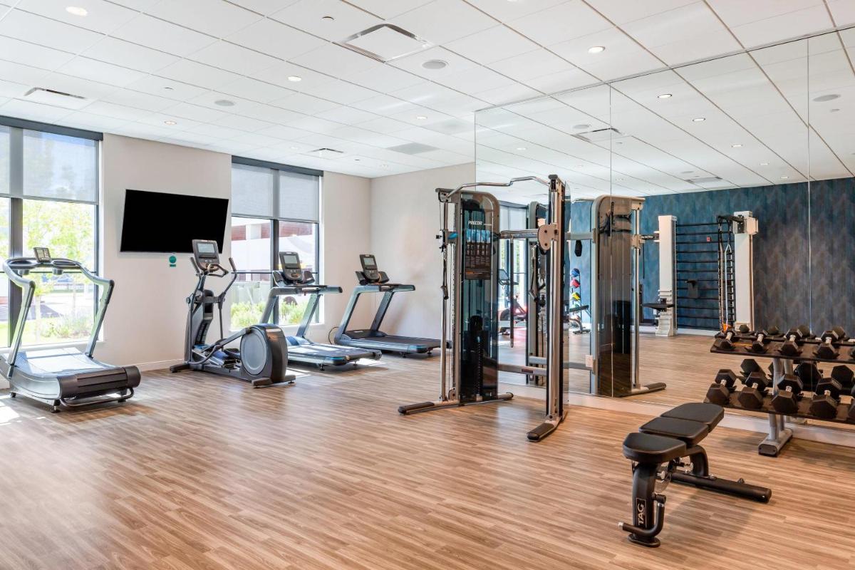 Cambria Hotel New Haven University Area - Housity
