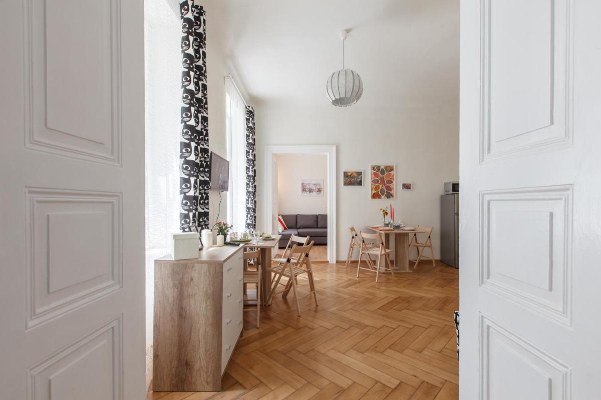 Modern Apartment Zitna - Housity