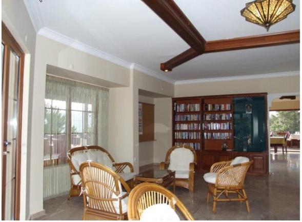 Hotel Leytur - Housity