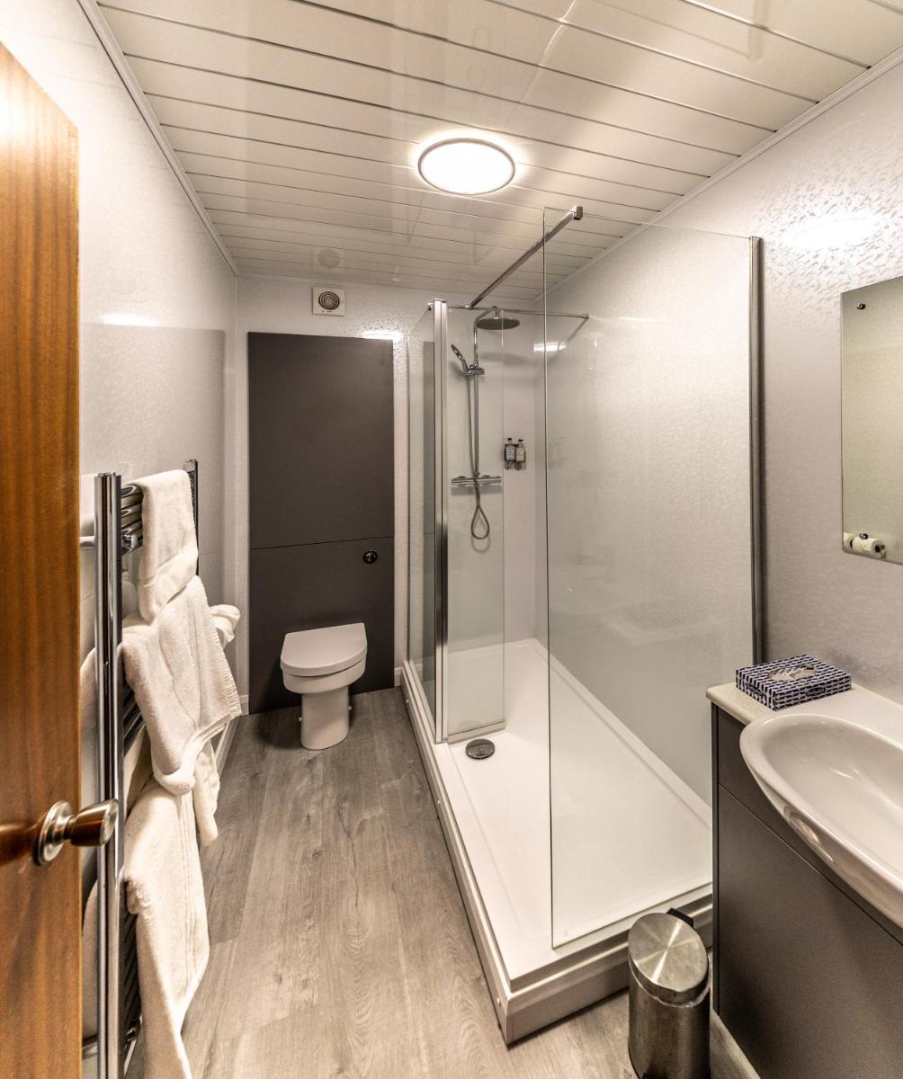 The Boars Head Hotel - Housity