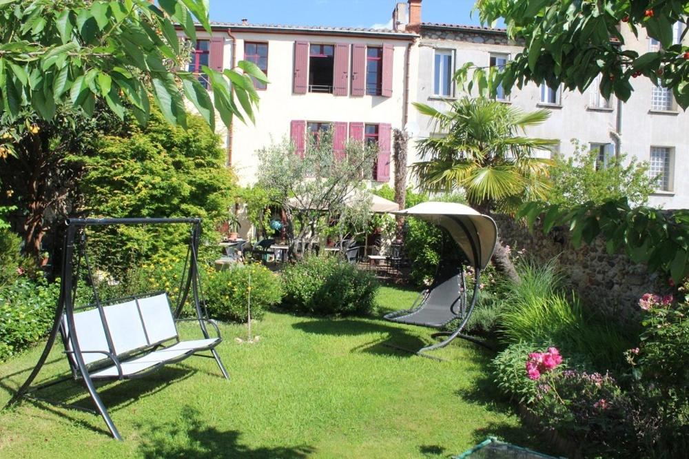 Maison Prades Chambre d'Hôtes - Housity