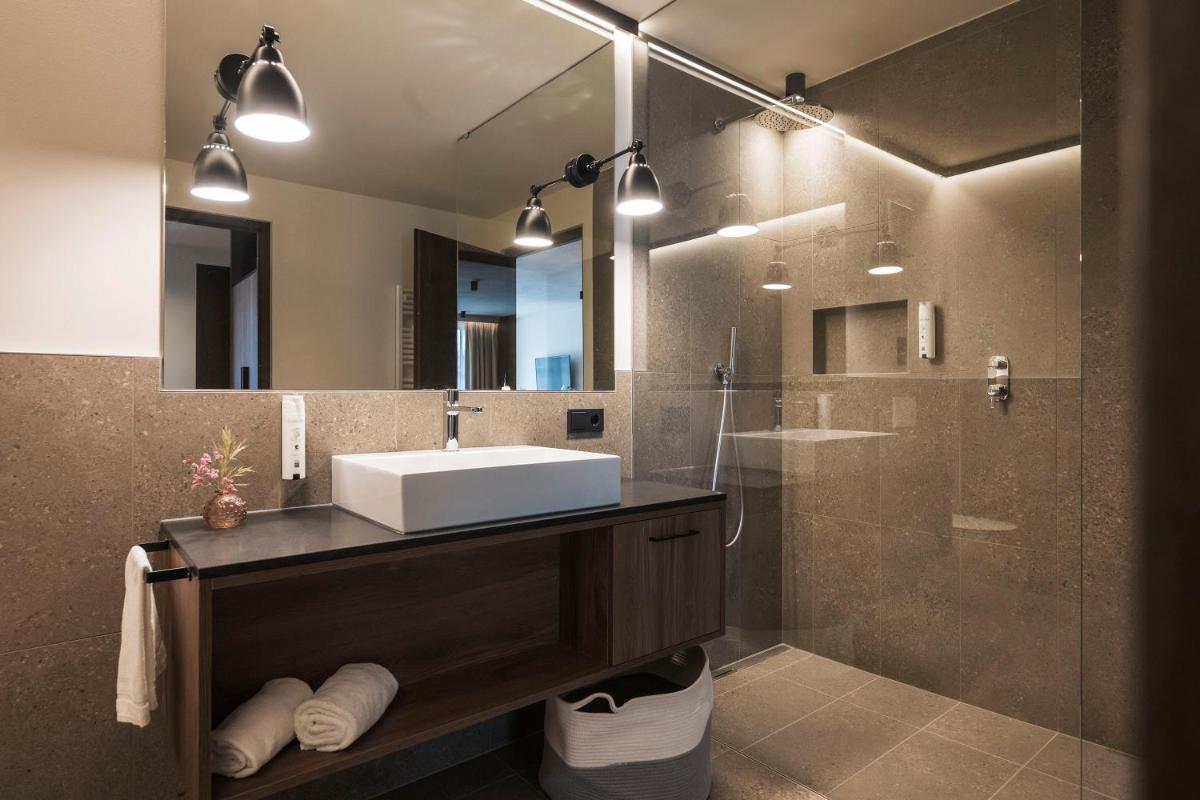 Bella Posta Hotel - Housity