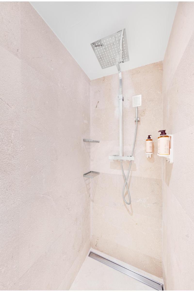 Un baño de Hotel Villa Chiquita - Adults Only - Over 12