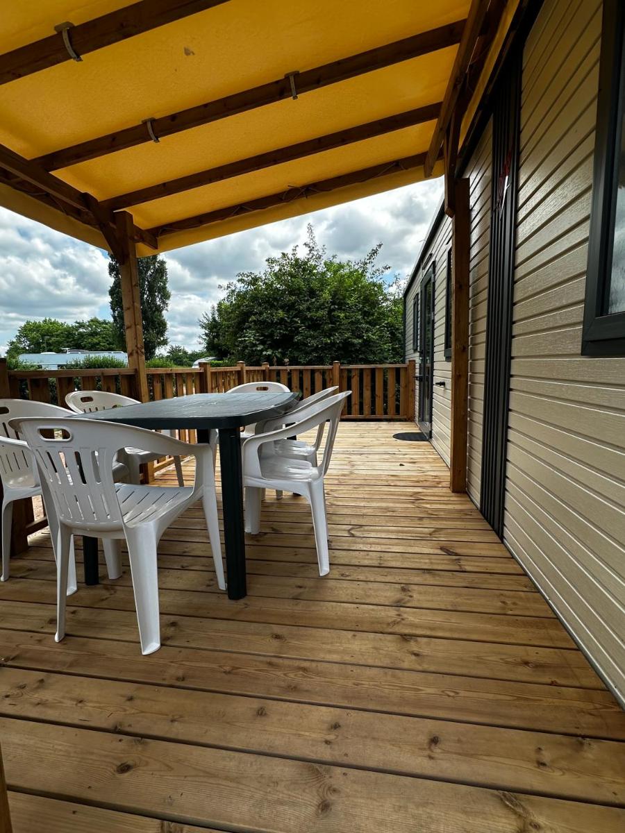 Camping de Charlieu - Housity