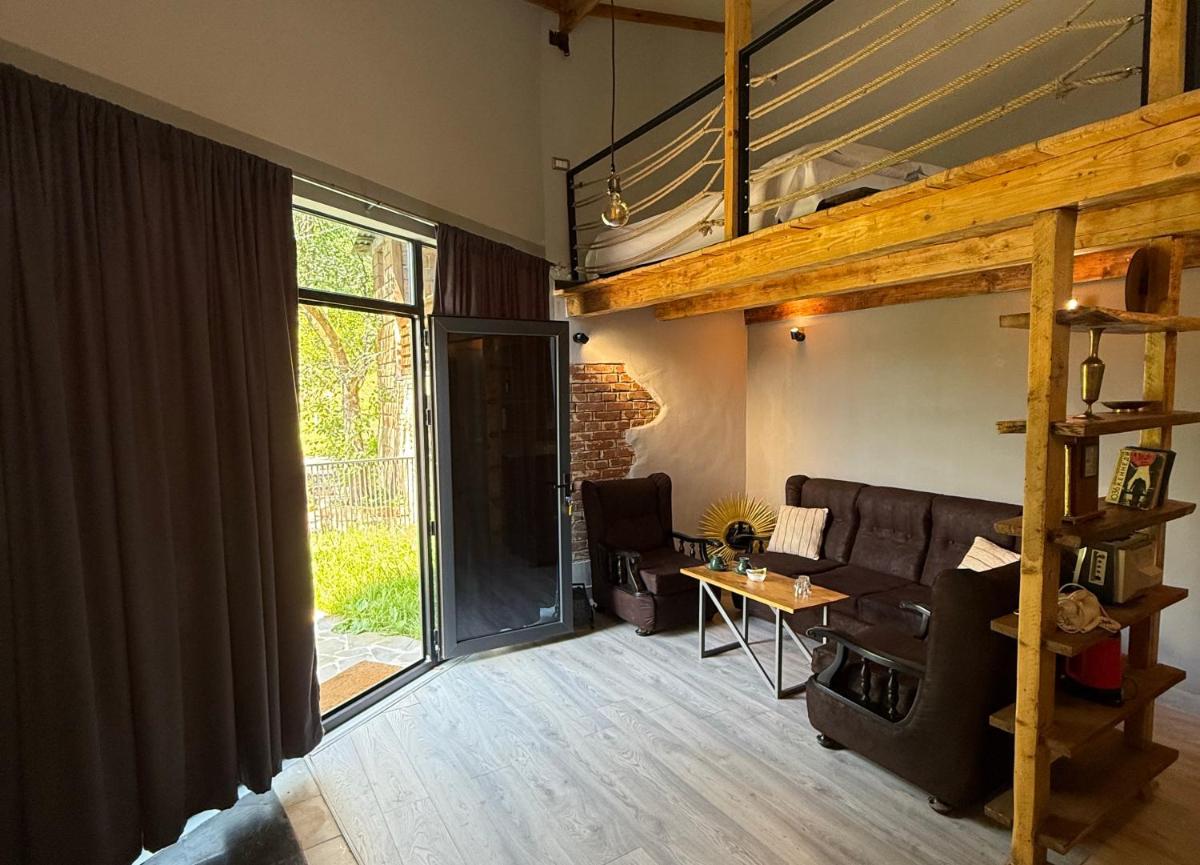 Arevatun Dilijan - Housity