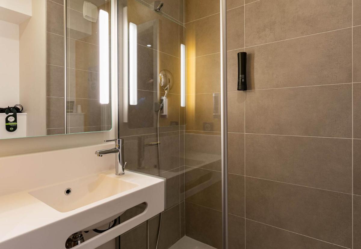 B&B HOTEL Mulhouse Bâle Aéroport - Housity