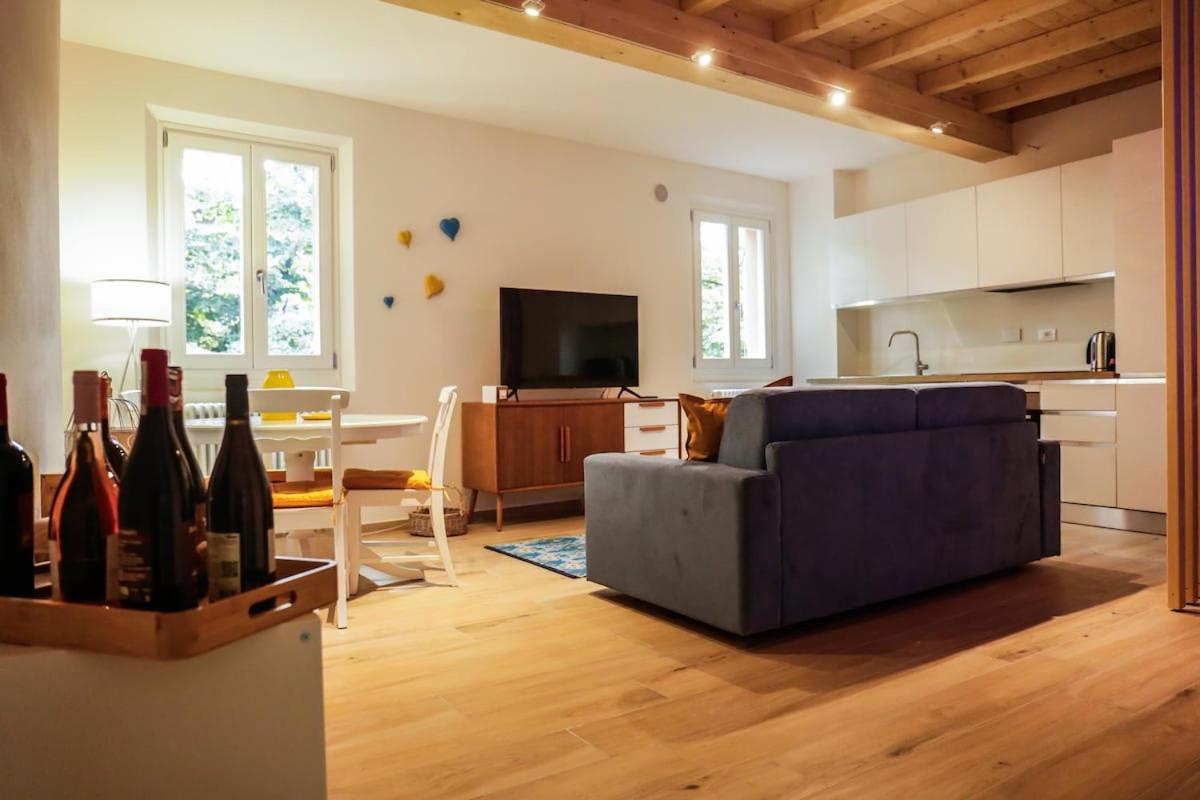 Good Vibes apartment centro storico Reggio Emilia - Housity