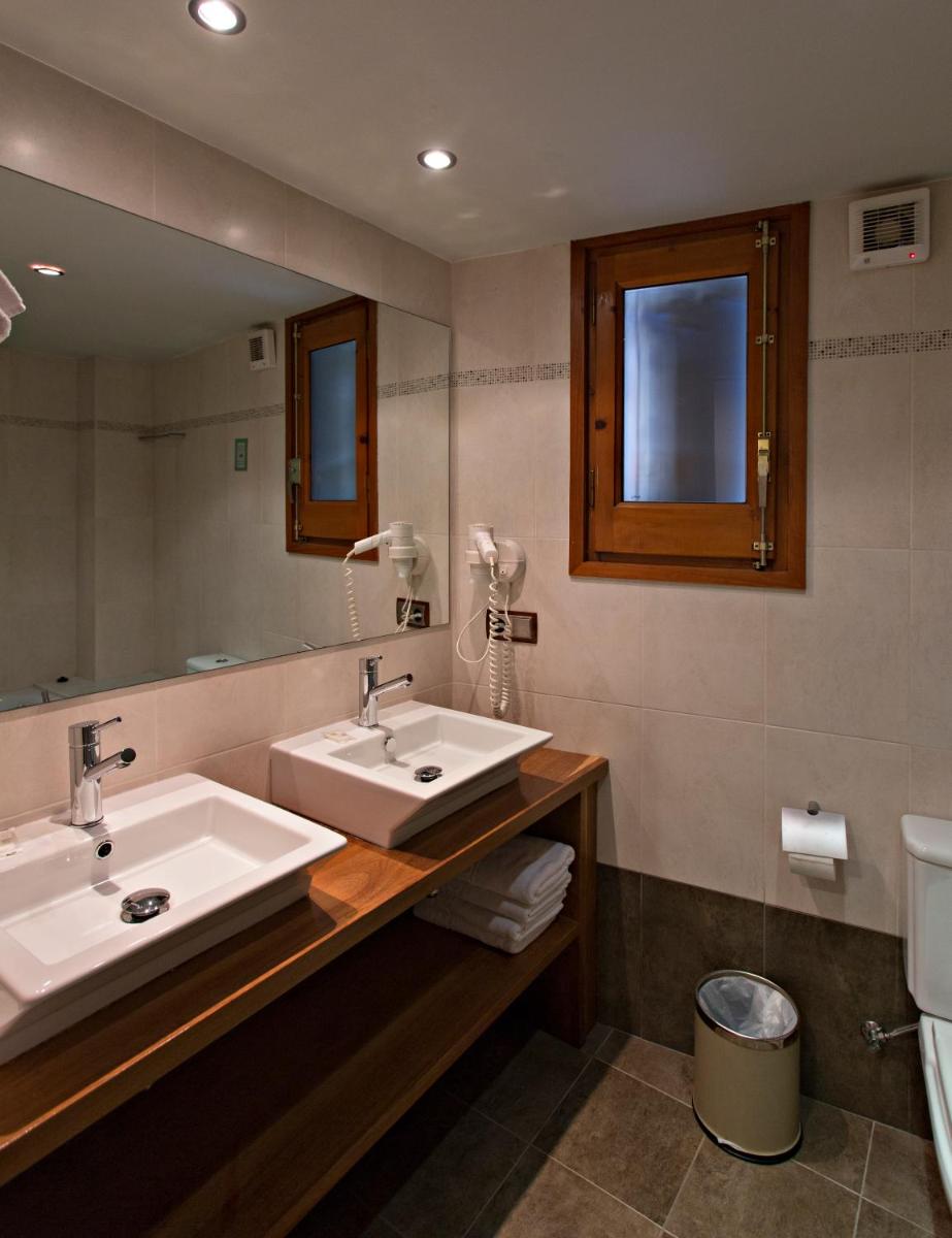 Un baño de Hotel La Coma