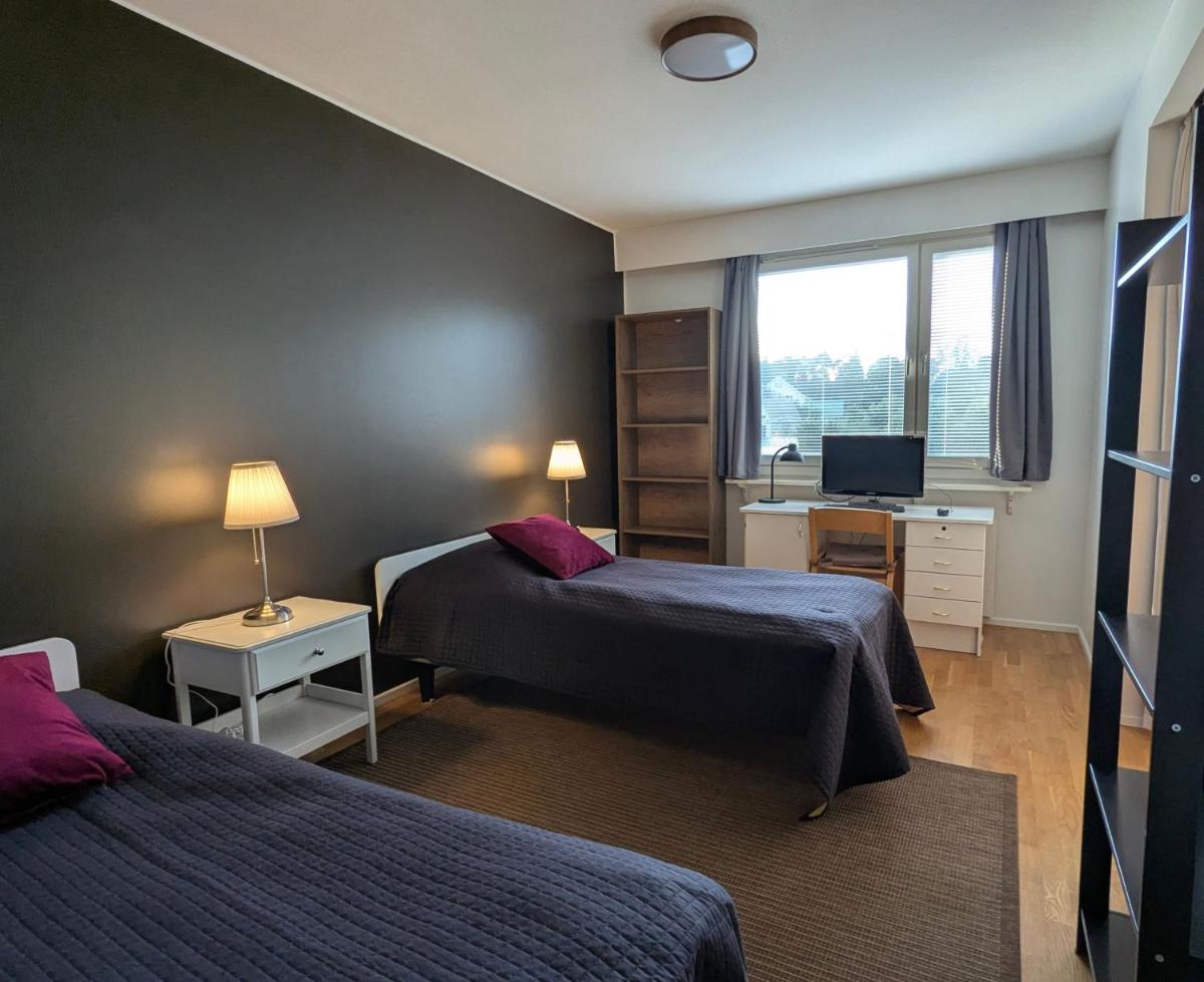 Nice and spacious apartment in center - own carport and private sauna - Hizvo
