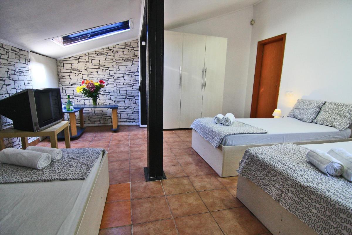 Suitetrails - Nirvana Accommodation