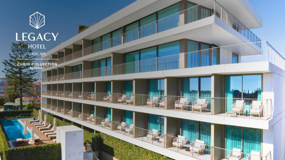 Uma varanda ou terraço em Legacy Hotel Cascais, Curio Collection By Hilton