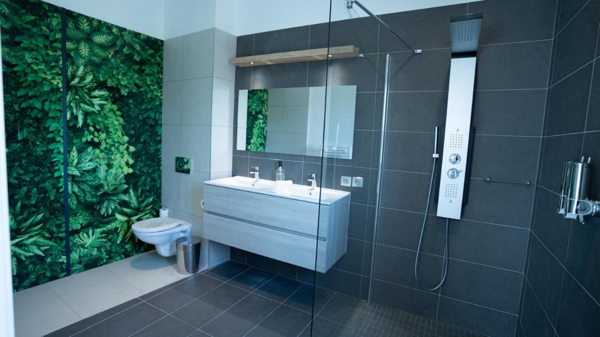 Hôtel Spa Montaigu - Housity