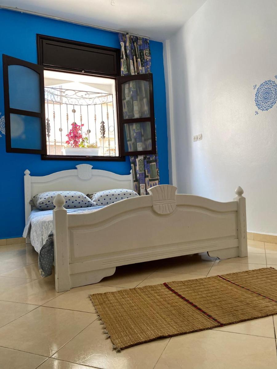 Moroccan Family House - Housity