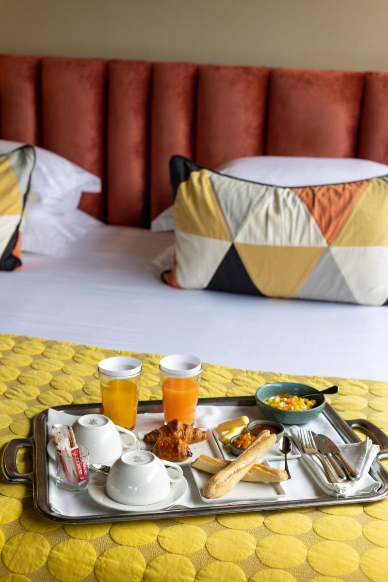 Nourriture dans l'hôtel ou à proximité