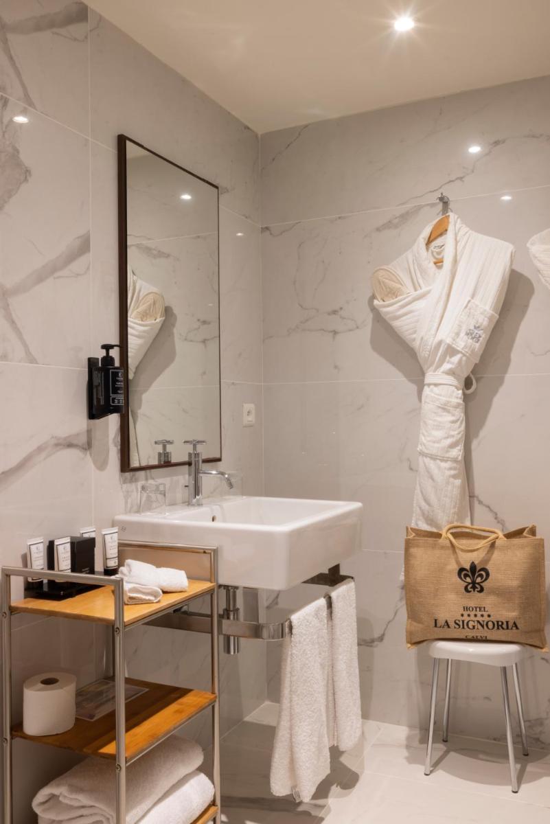 Salle de bains dans l'établissement La Signoria & Spa