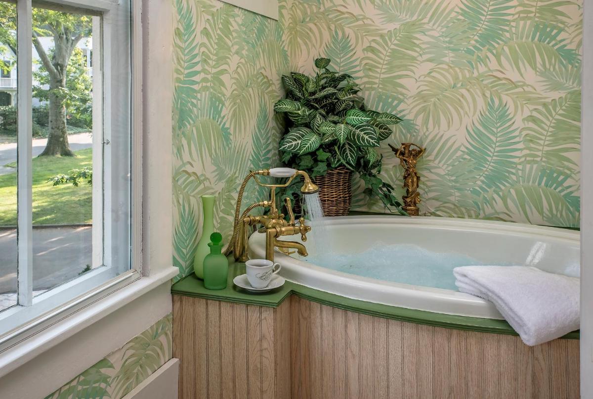 Spencer Hotel & Spa Chautauqua - Housity