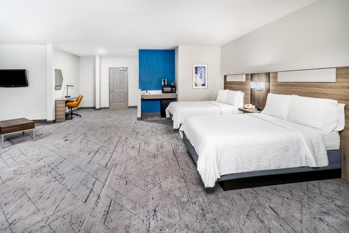 Holiday Inn Express & Suites Denver North - Thornton by IHG - Housity