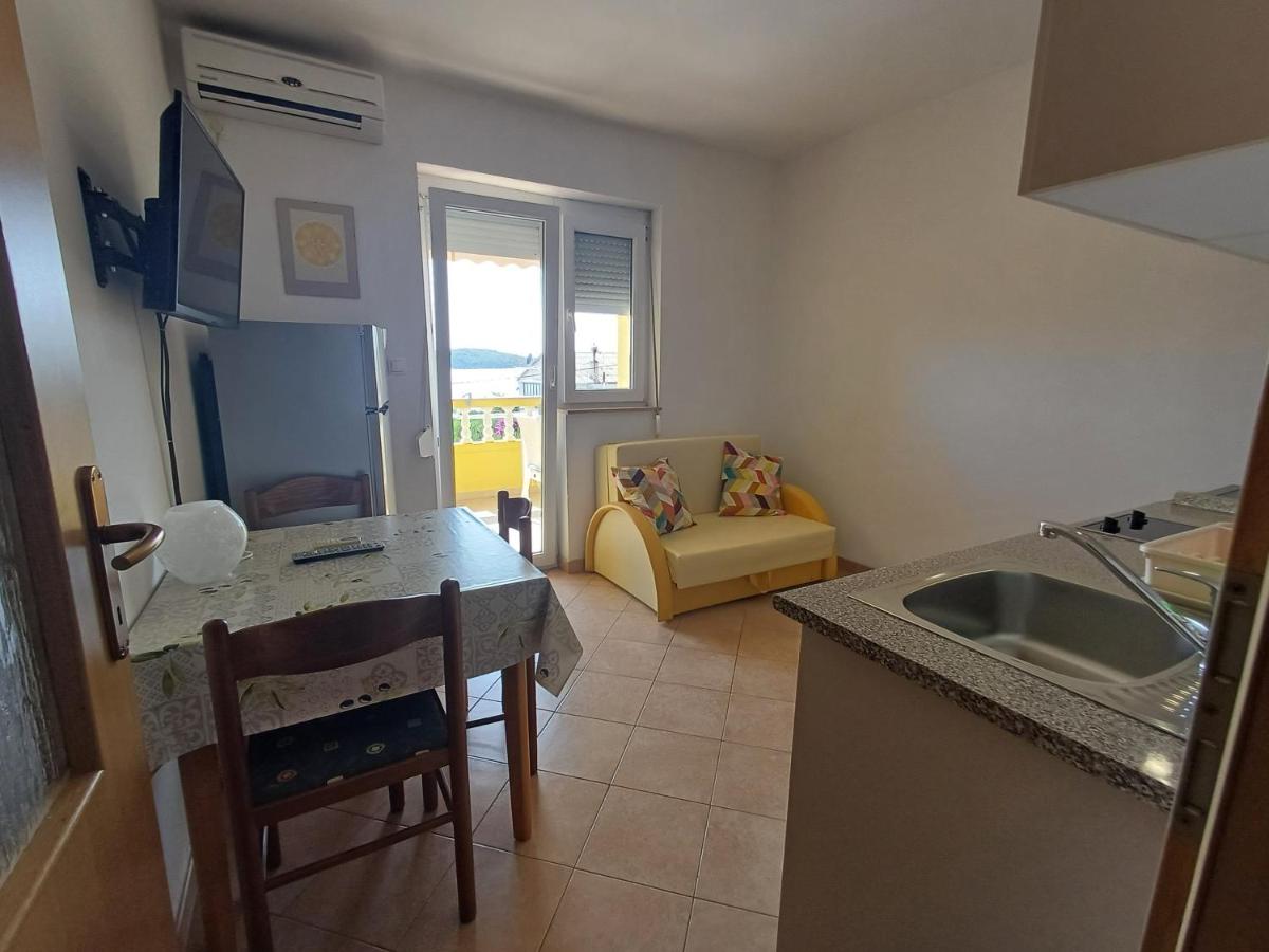 Casa Surya - Apartments with sea view and swimming pool - Housity