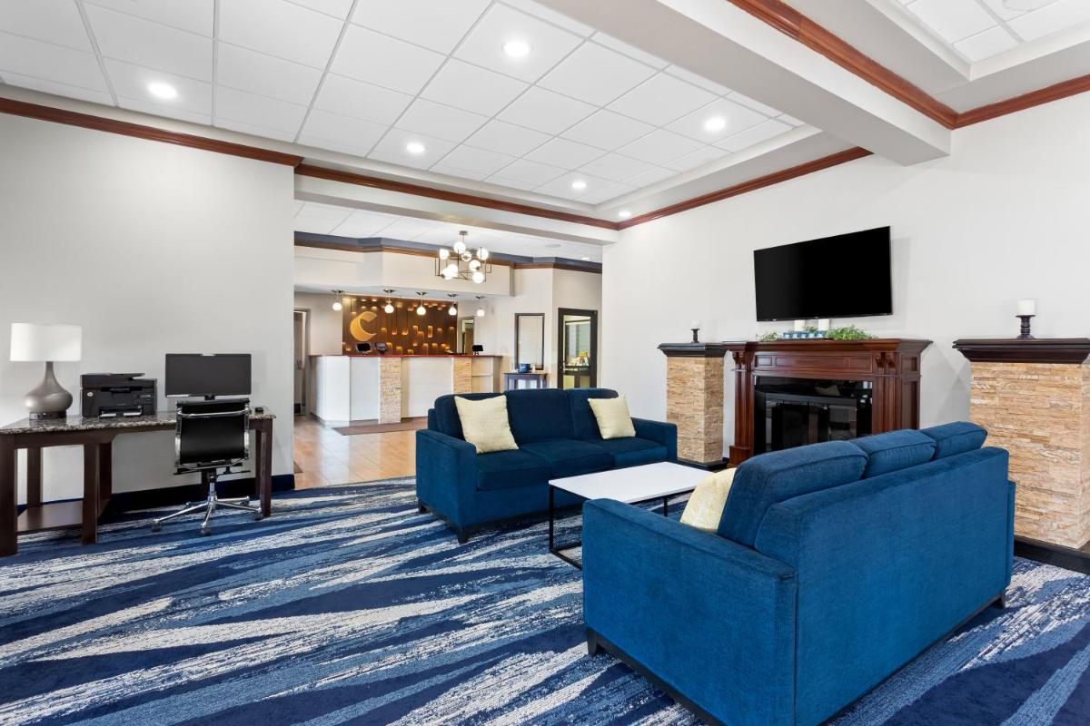 Comfort Inn & Suites Kenosha-Pleasant Prairie - Housity