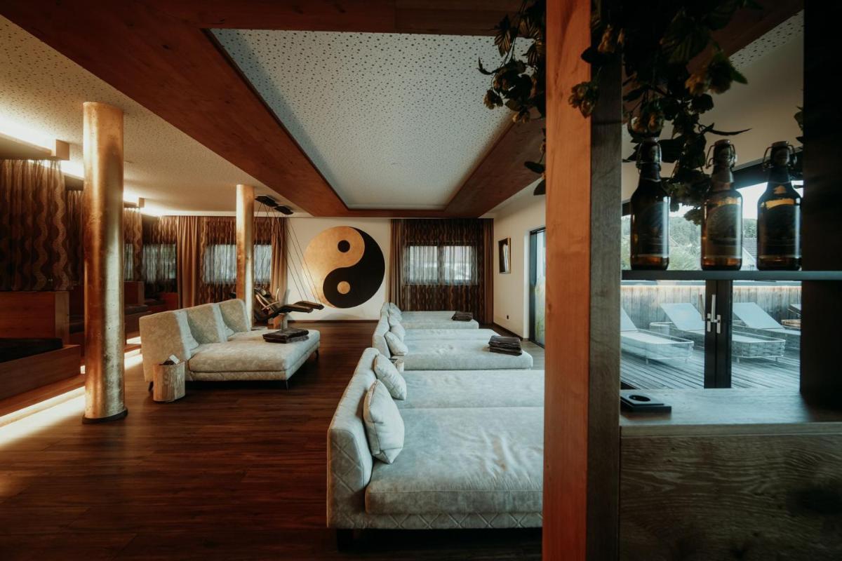 Wellness- und Bierhotel Adam Bräu - Housity