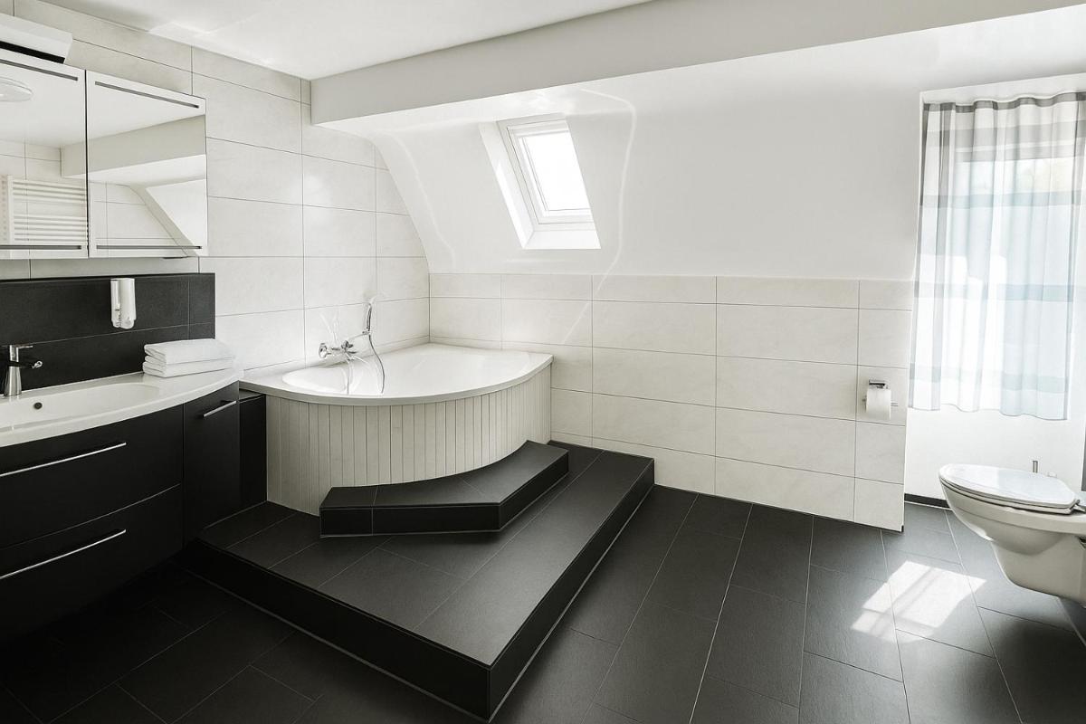 City Hotel - Housity