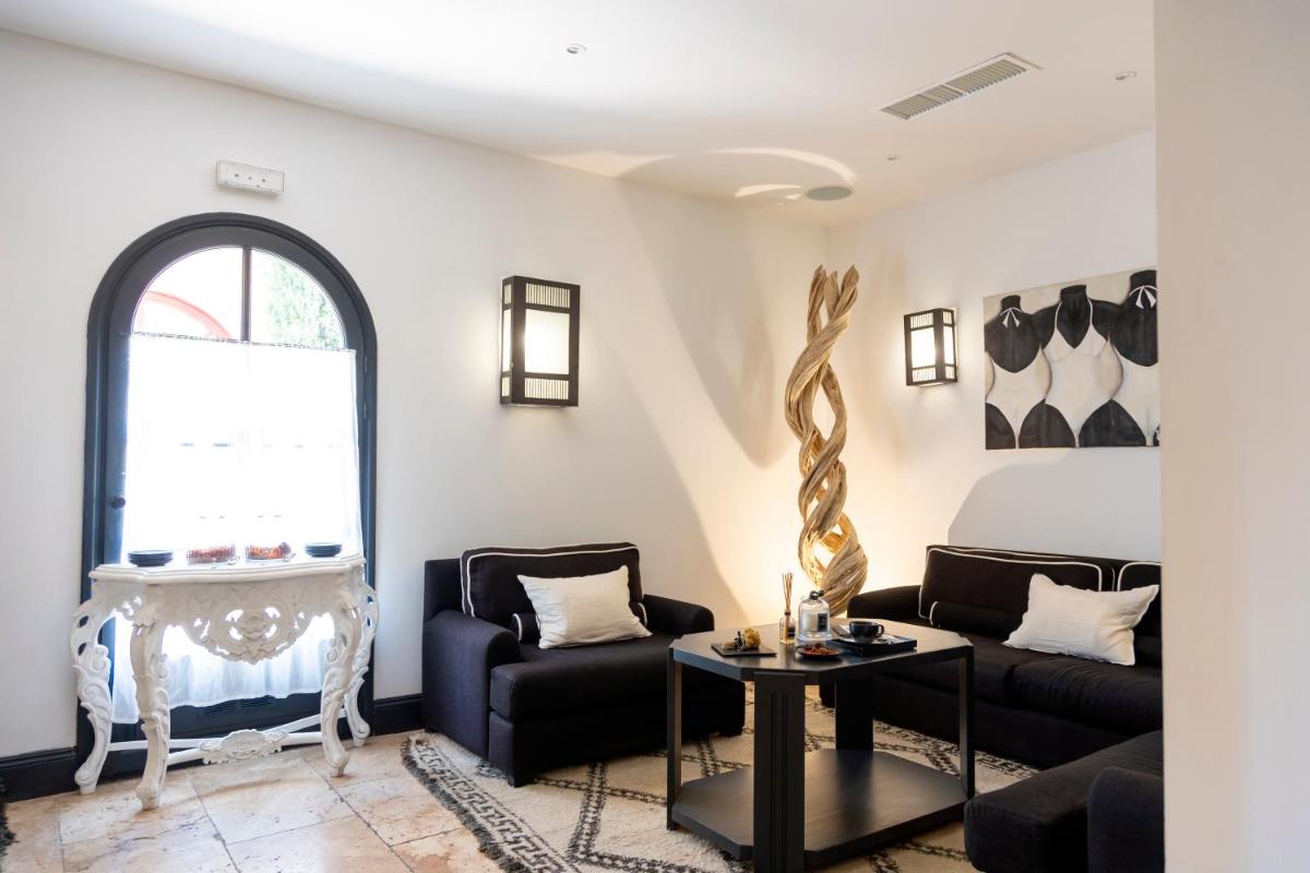 Coin salon dans l'établissement La Signoria & Spa