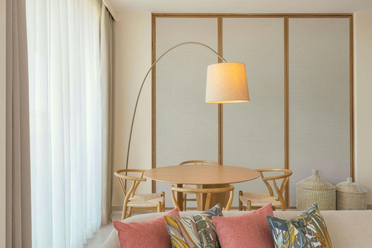 Uma área de estar em The Westin Salgados Beach Resort, Algarve